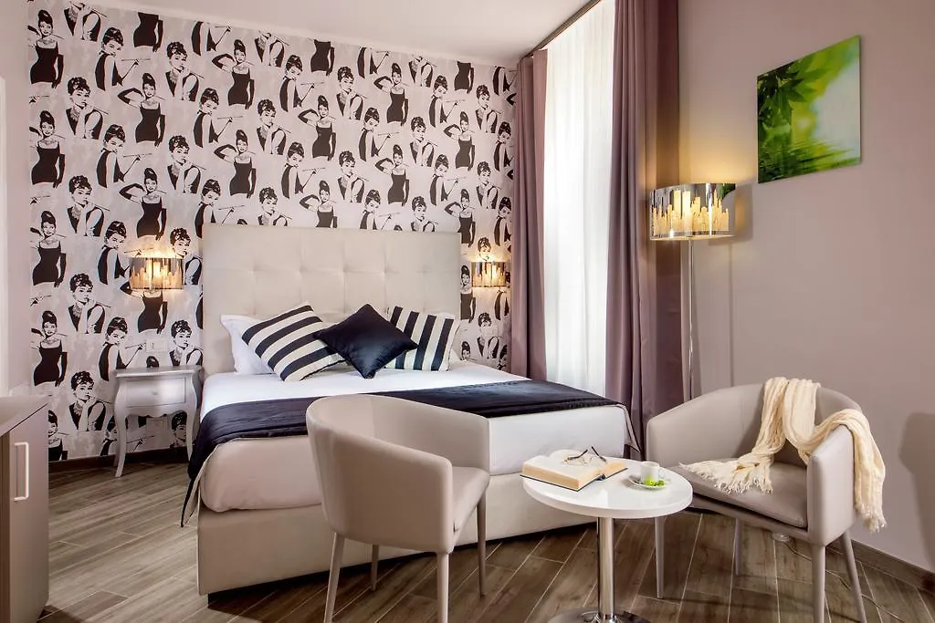 Frattina Rooms Rome 3*,